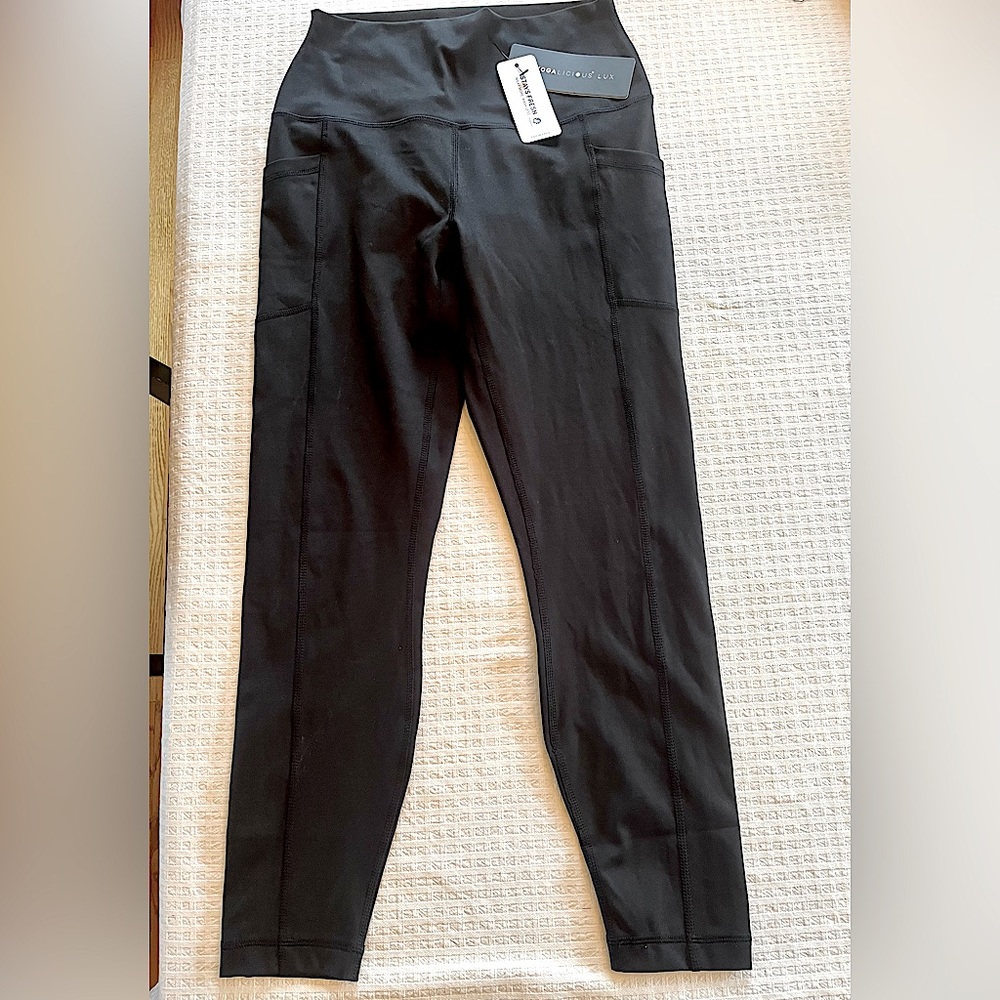 Yogalicious Lux Sz M Black Pants